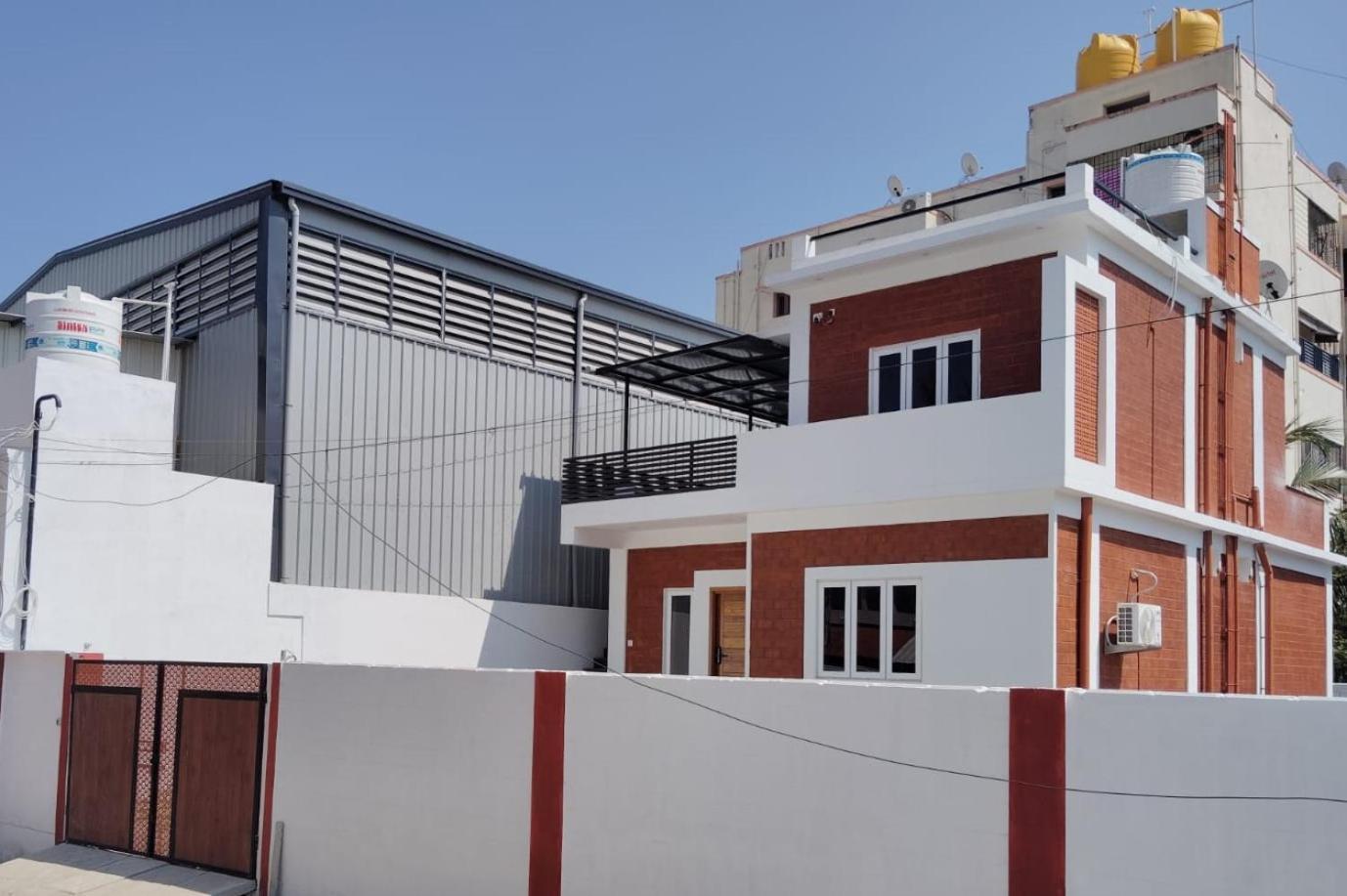 Crimson Villa Puduccseri Kültér fotó